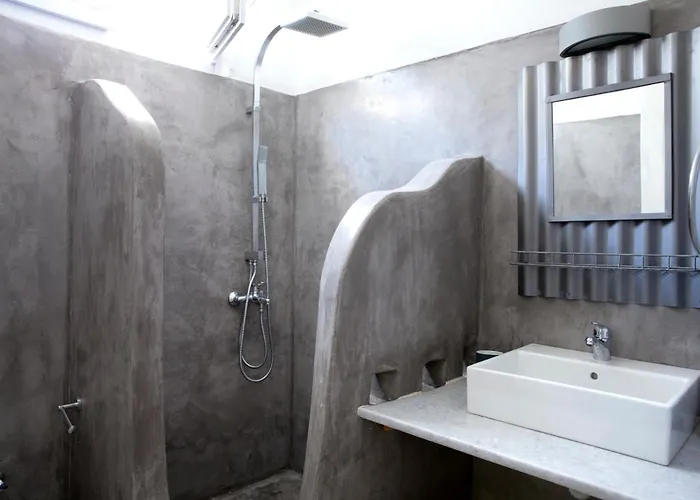 Alfa Luxury * Chrisi Akti (Paros)