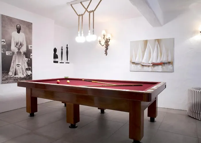 Alfa Luxury * Chrisi Akti (Paros)