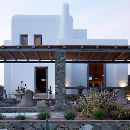 Alfa Luxury * Chrisi Akti (Paros)